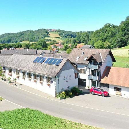 Gasthof Zum Wallner Hotel Kalch Exterior photo