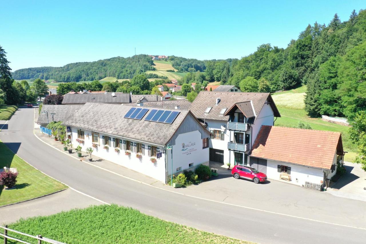 Gasthof Zum Wallner Hotel Kalch Exterior photo